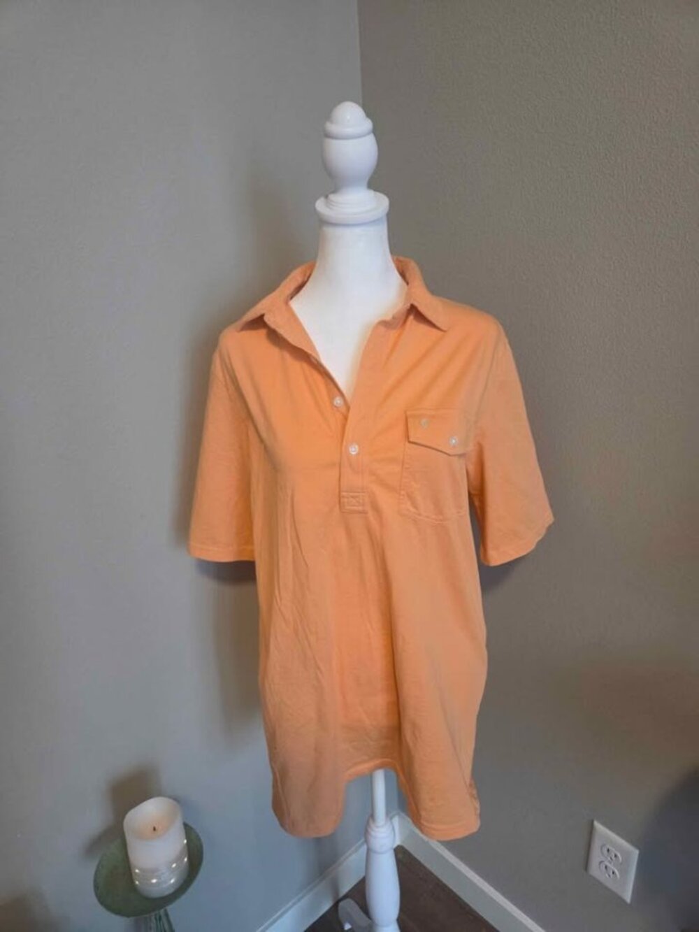 Criqut brand mens orange polo medium